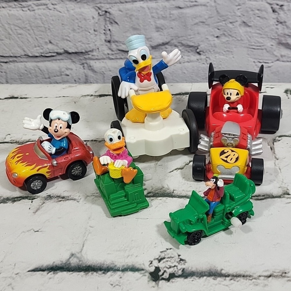 Disney Characters Rolling Figures Lot Racers Cars Wind-Ups Mickey Goofy Donald